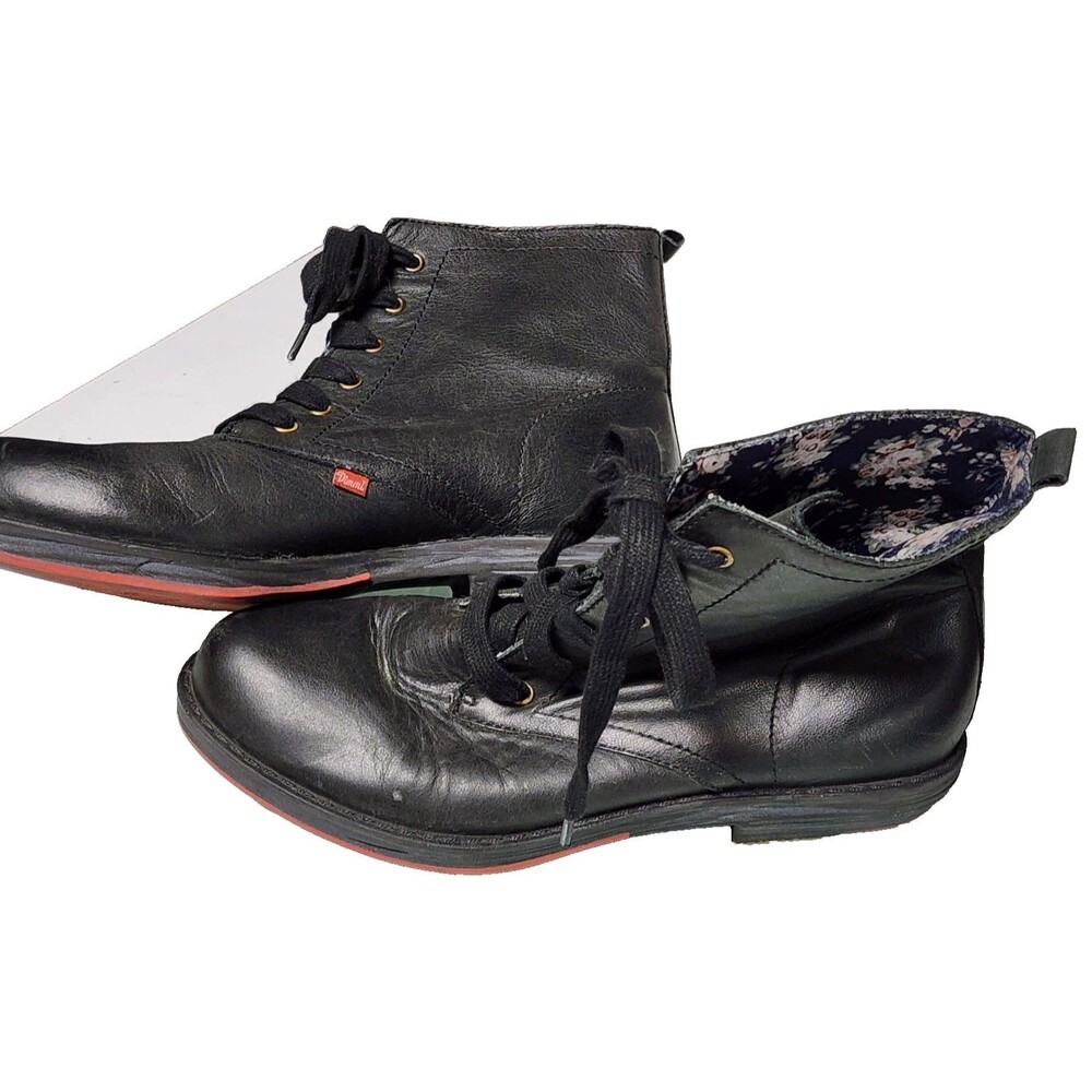 DIMMI Lauras Legacy Black Leather Boots Size 8 Womens